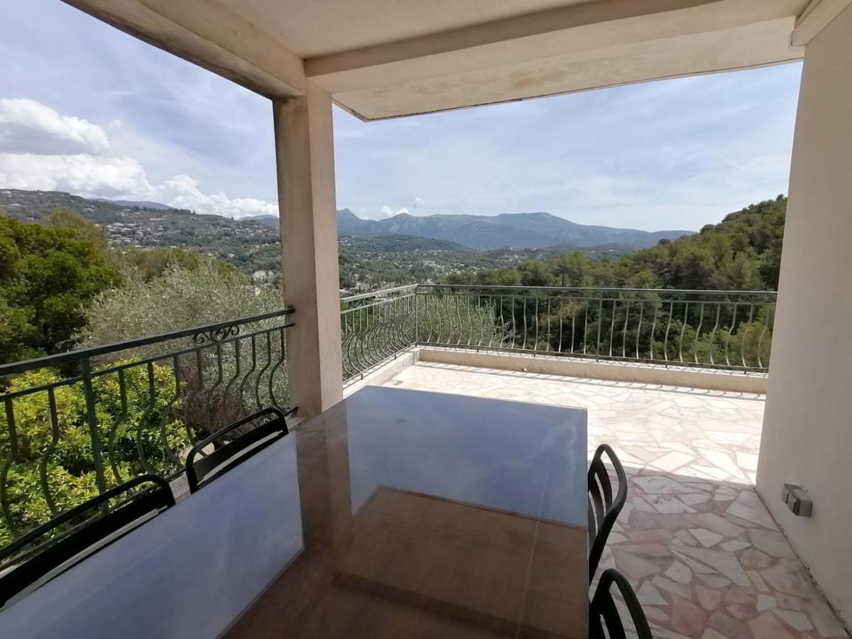 Séjour en pleine nature, vue imprenable, jacuzzi Contes  Exterior foto